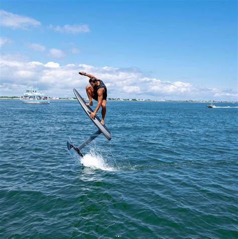 eFoil Lessons for Beginners Miami Beach.